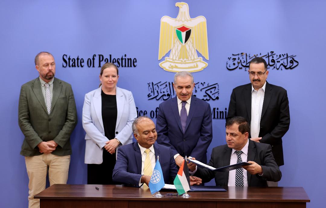 توقيع اتفاقية دعم وإطلاق المرحلة الثانية من مشروع تعزيز الاستدامة في الأداء والبنية التحتية وموثوقية قطاع الطاقة برعاية وحضور رئيس الوزراء محمد اشتية